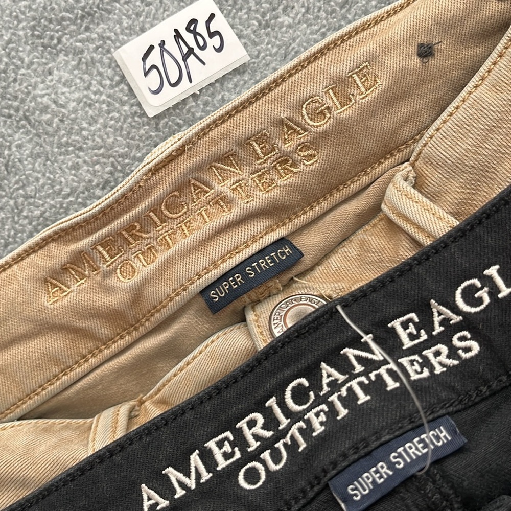 American Eagles Midi Shorts Bundle Lot Size 4 Black Khaki Summer - Picture 4 of 7